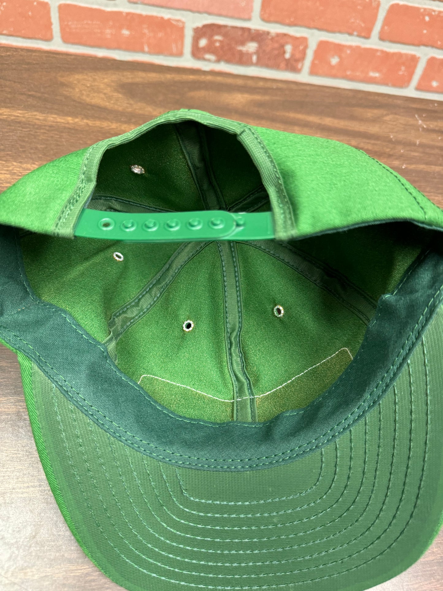 VTG John Deere snapback